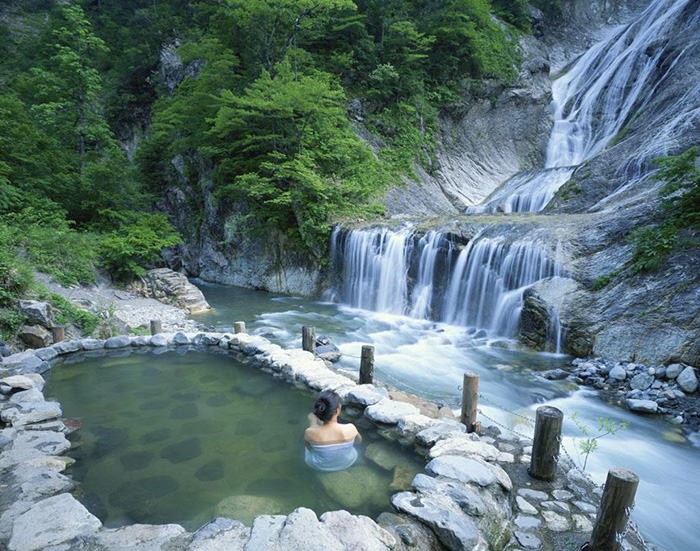 你是否好奇哪些創(chuàng)意可以讓旅游小鎮(zhèn)設(shè)計圖更具震撼效果？